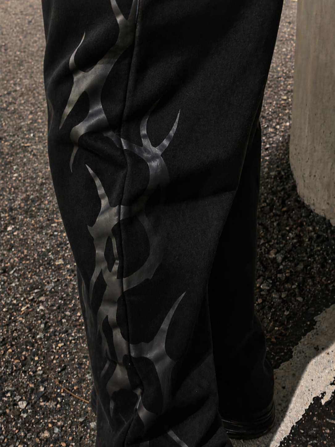 ONARII NOIR SWEATPANTS
